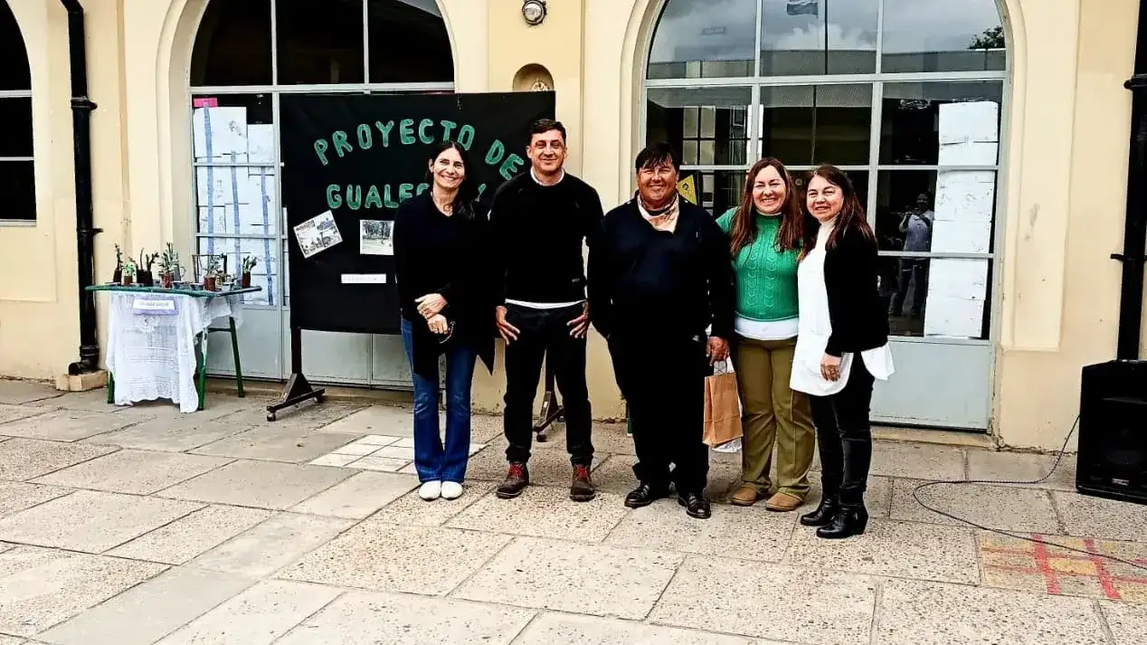 La Escuela N.º 8 "Miguel Laurencena" presentó el proyecto "Memoria Fundacional" junto a su muestra anual