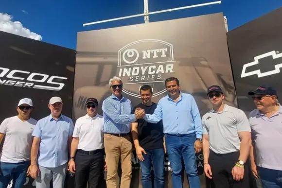 Recorrida de autoridades de la IndyCar por el circuito de las Termas