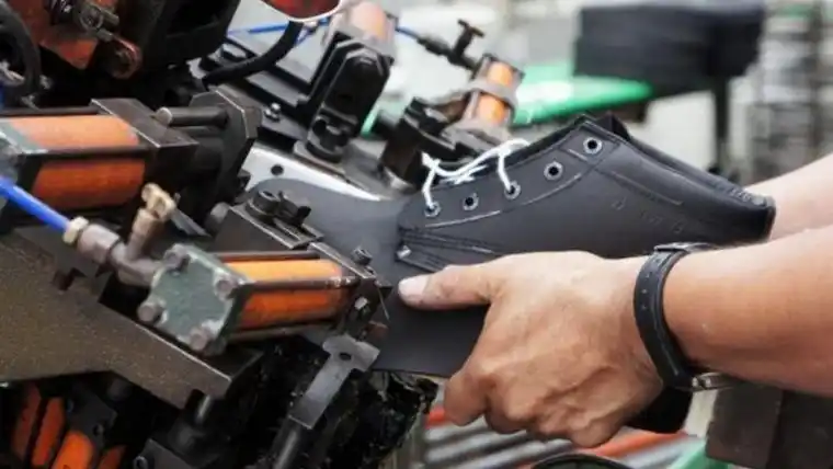 La producción de la industria pyme cayó 0,3% en mayo