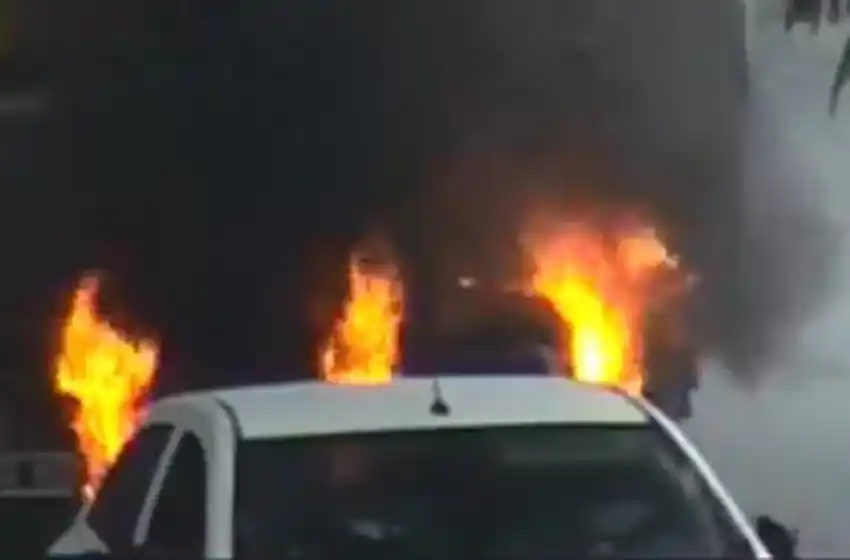 Tras los dos incendios a su carrito de comida, le balearon su vivienda en Biedma al 2200