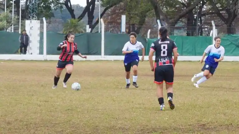 El Femenino de fútbol juega su cuarta fecha en diferentes canchas