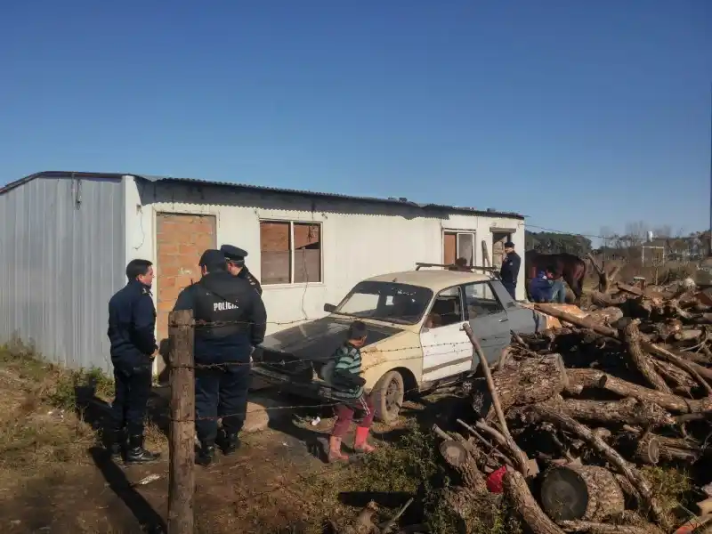 Hallan 80 bolsitas de marihuana en una vivienda