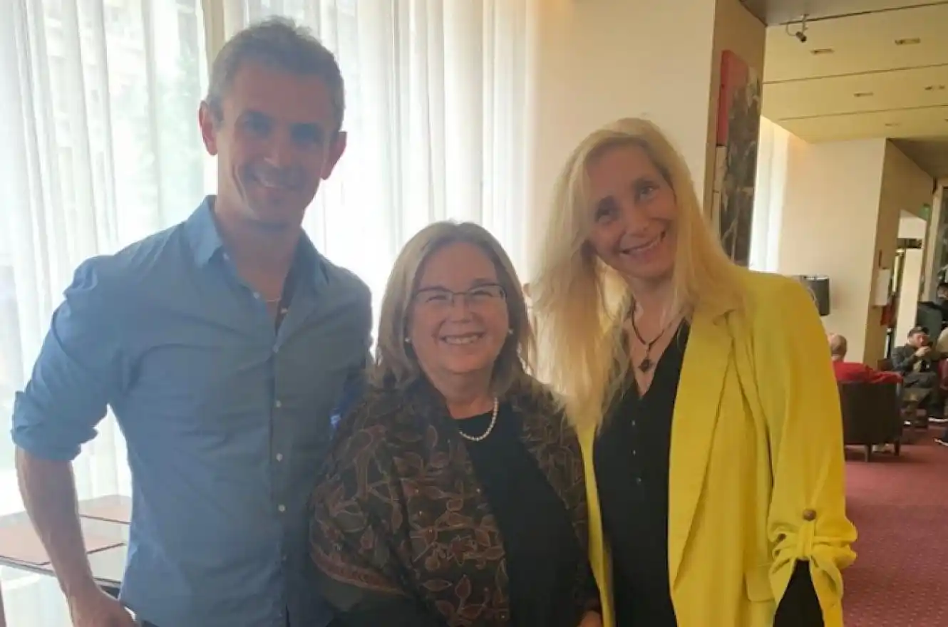 Medina, Milei y Menem: el trasfondo de una foto que levanta sospechas