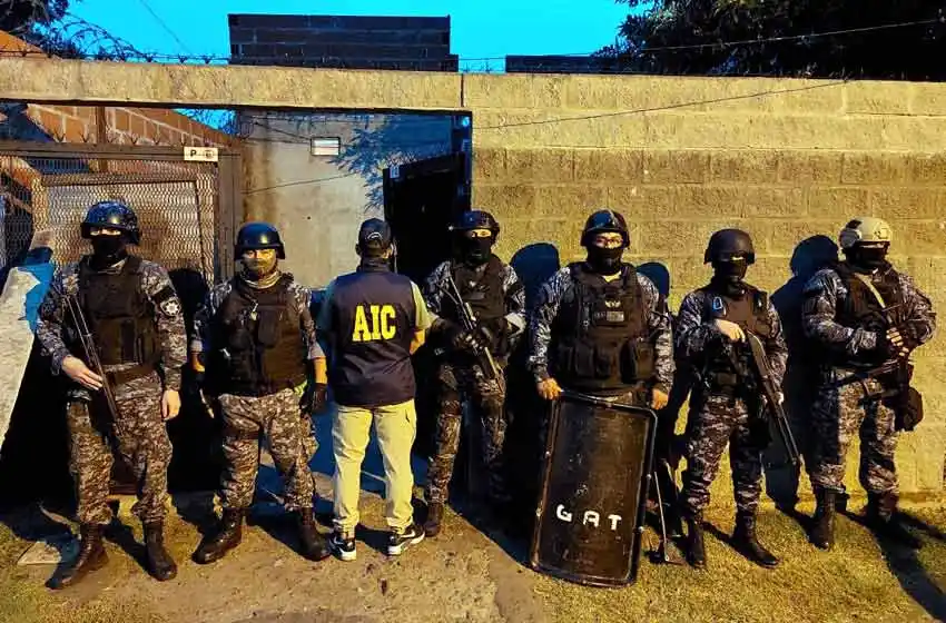 Cayó una banda narco que operaba en barrio Las Flores