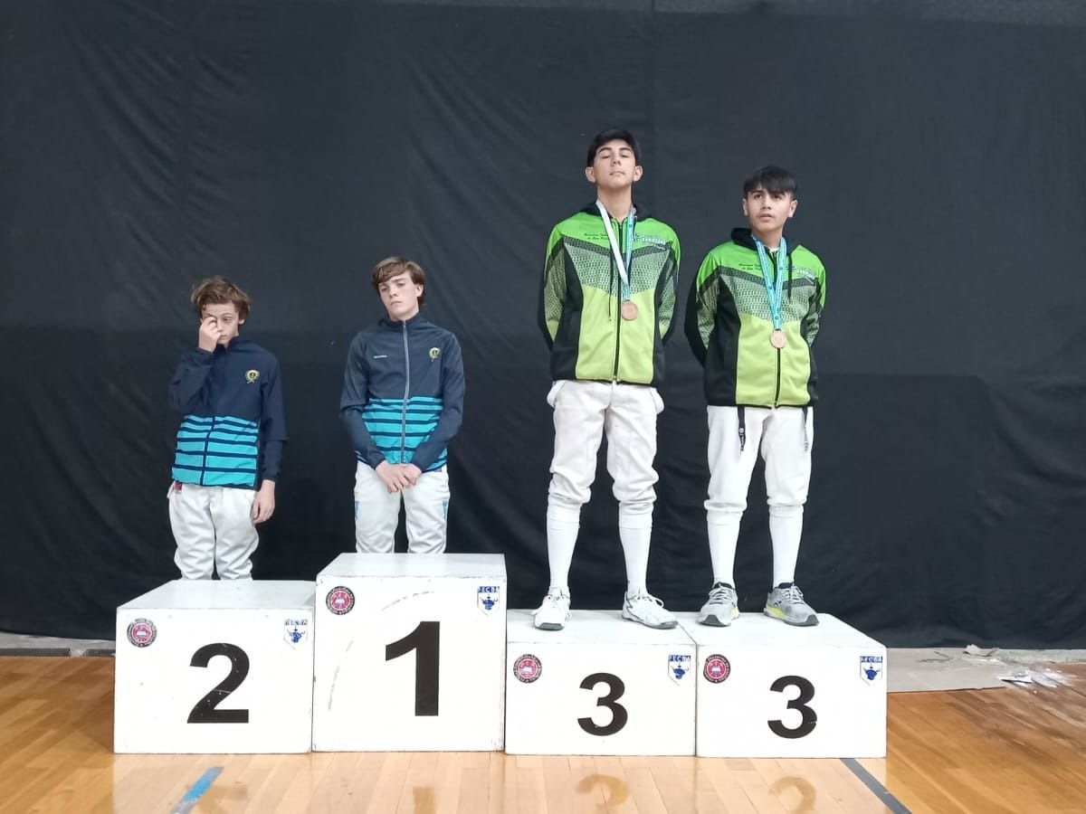 Esgrimistas de la Sociedad Italiana participaron de la segunda fecha del Ranking Metropolitano.