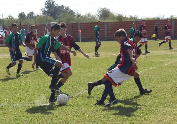 La Ribera goleó a Cerro Porteño en el inicio del torneo de Sub 20