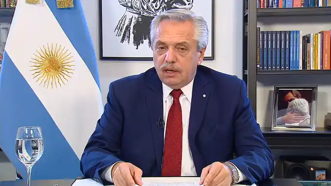 Conmoción por el atentado a Cristina Kirchner: El Presidente repudió el hecho por cadena nacional y decretó feriado