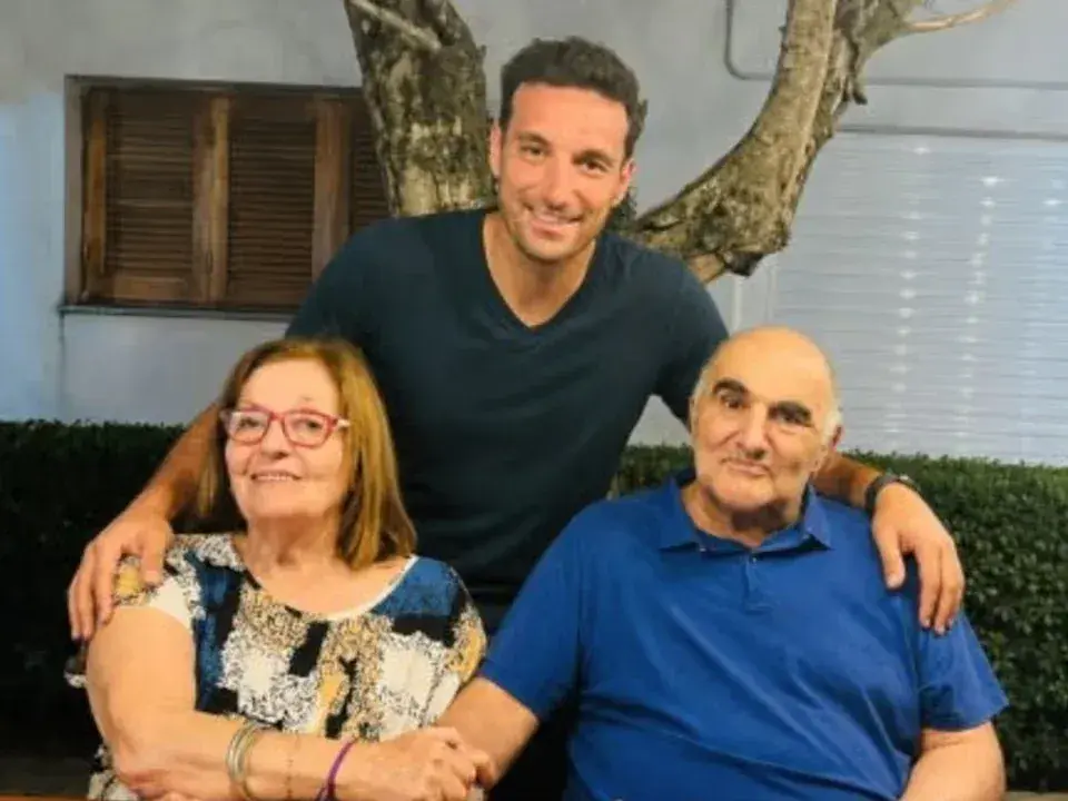 Se realizará un minuto de silencio en todos los estadios en memoria de la madre de Scaloni. La medida se verá durante la próxima fecha. de todas las categorías del fútbol argentino