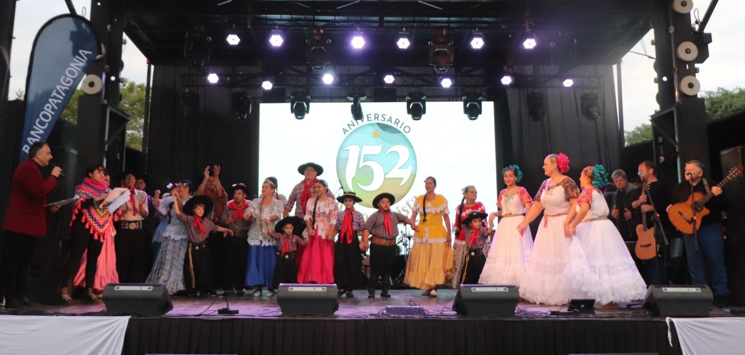 Reconquista revive su brillo festivalero con los festejos de su aniversario