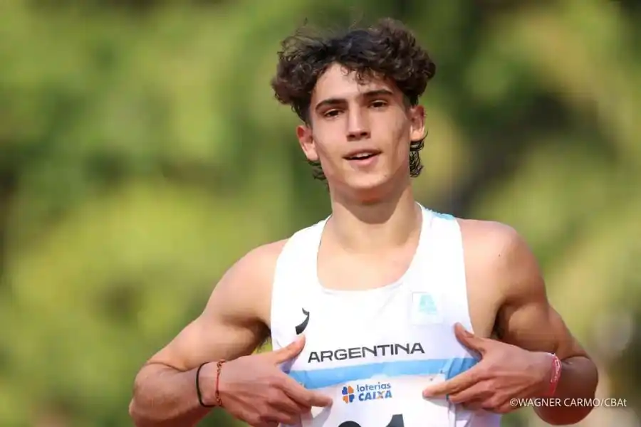 Tomás Mondino logra medalla de oro en los 200 mts llanos en el Suramericano de atletismo U18.