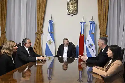 Entre Ríos y Corrientes abordan una agenda legislativa en común en torno a la reforma electoral