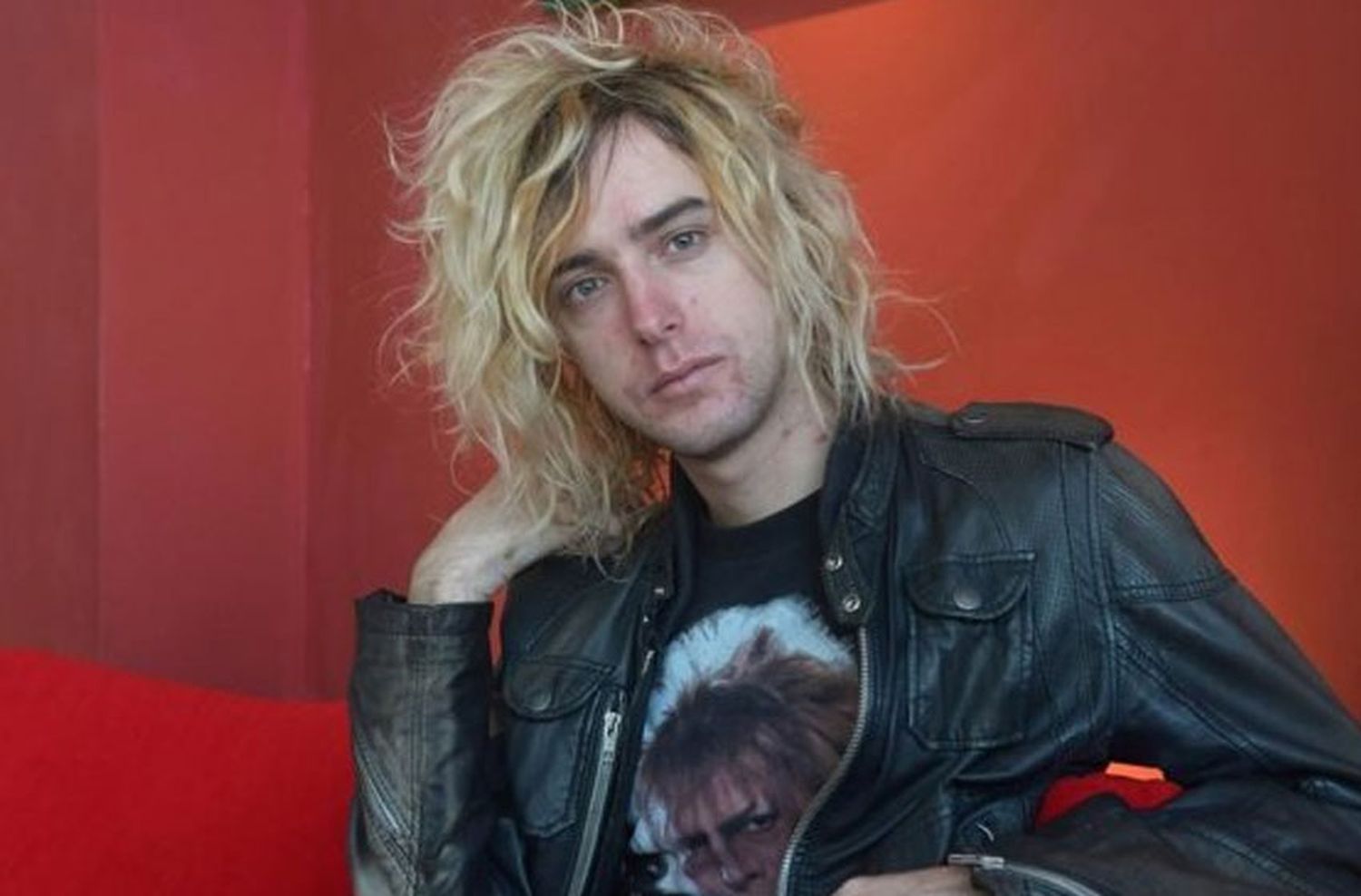 Internaron al hijo de Cerati tras desvanecerse y golpear la cabeza contra el piso