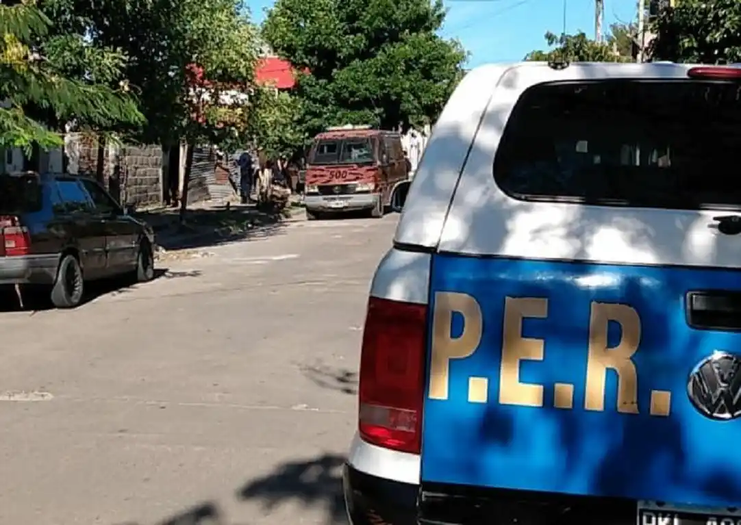 Detuvieron a dos sujetos que cometieron un arrebato en el Barrio Munilla