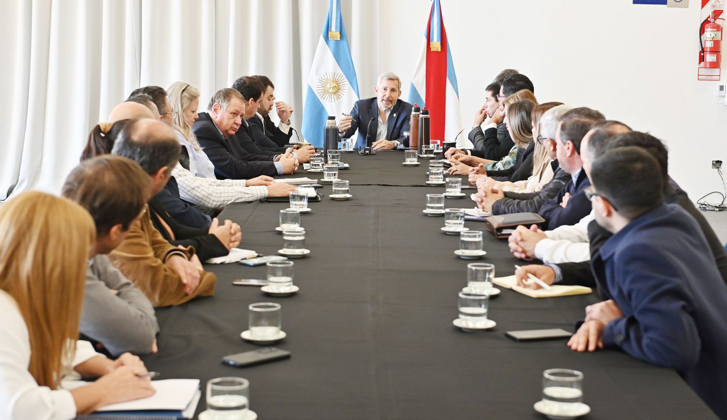 Frigerio se reunió con legisladores provinciales de Juntos por Entre Ríos