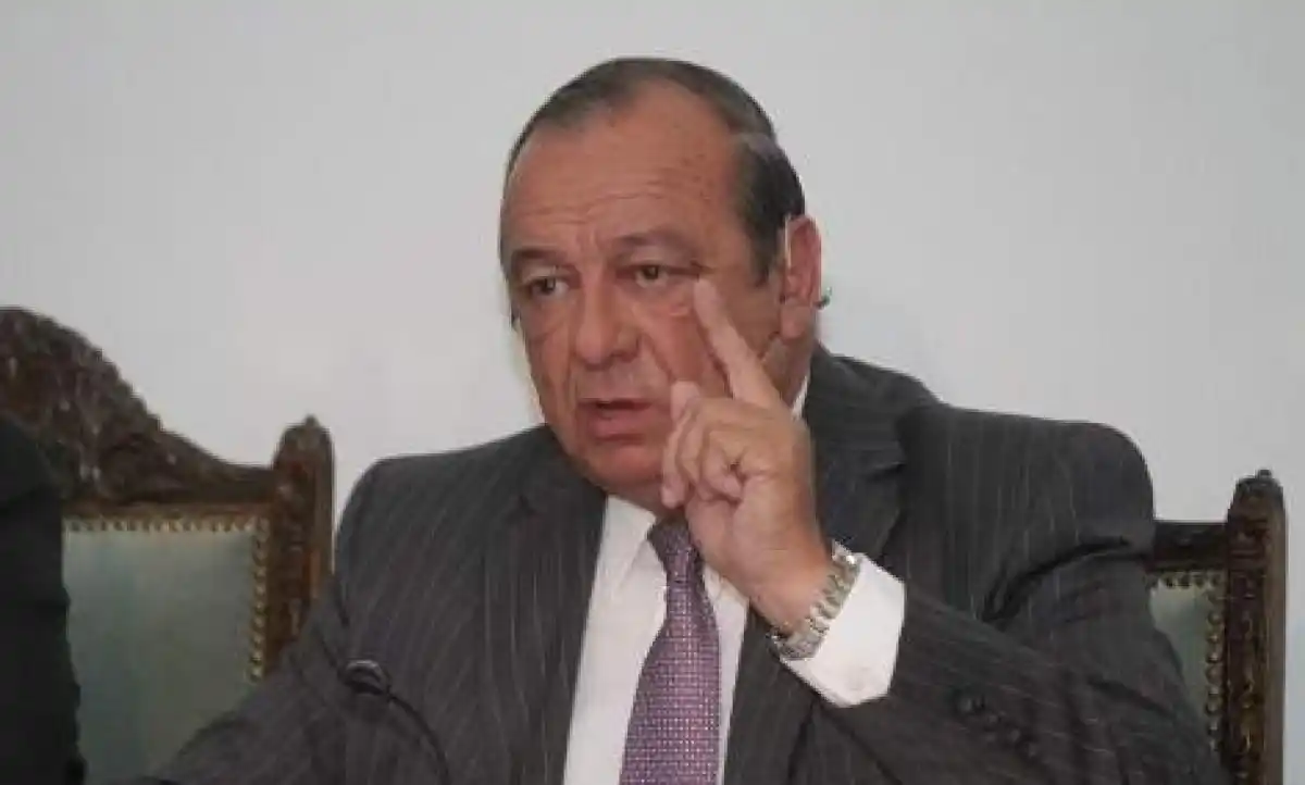 El Intendente de Tres Arroyos apuntó contra el anti nepotismo: "Es para la gilada"