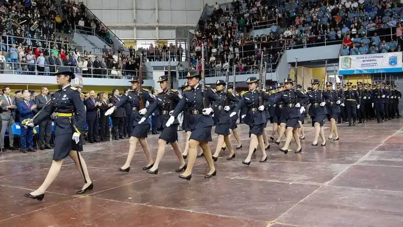 “Somos la provincia que atiende desde una mirada 
constitucional la construcción de la seguridad pública”