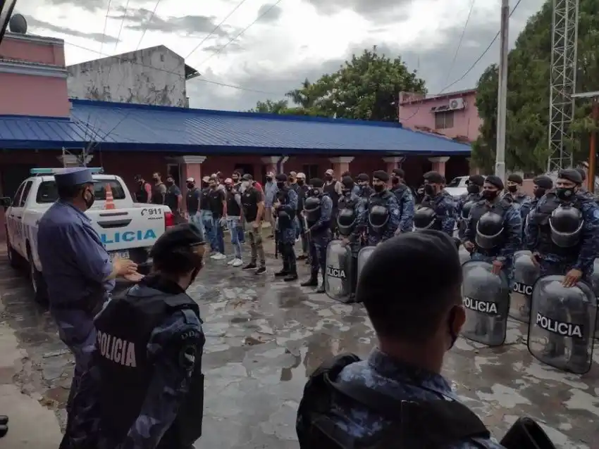 Una investigación policial permitió aprehender a dos sujetos acusados de robo y extorsión