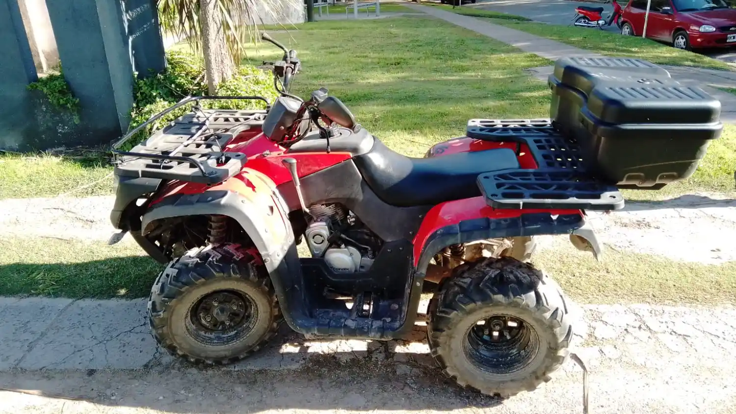 Conductor de cuadriciclo fue detenido tras incidentes en la vía pública y una persecución