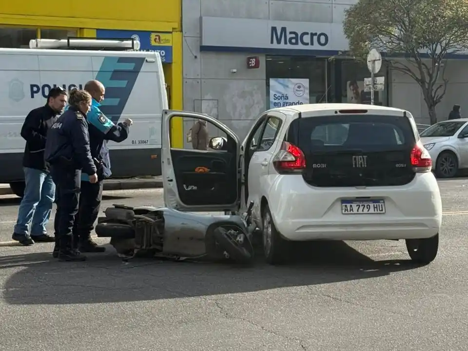Uno de los choques se registró en Independencia entre Moreno y Belgrano