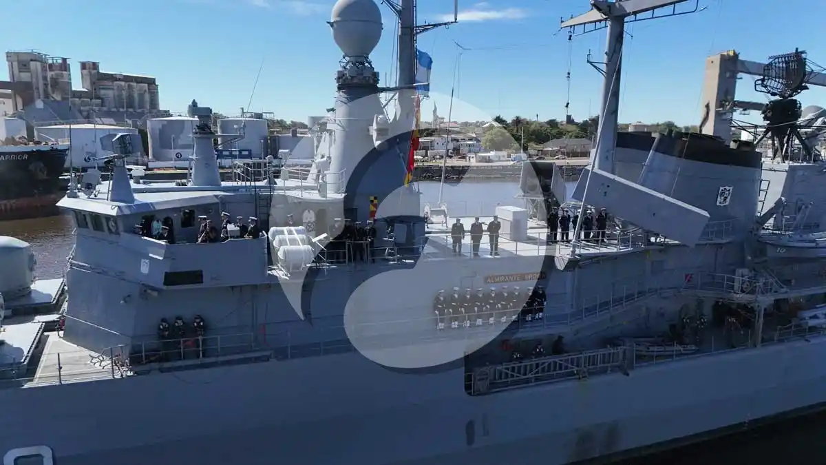 Recorremos el ARA Almirante Brown