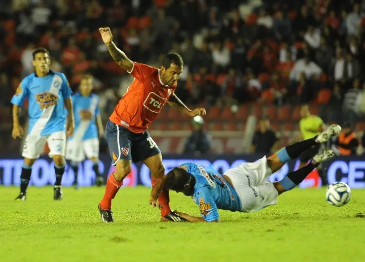 Nacional B: Independiente no pudo con Villa San Carlos y sumó un nuevo empate
