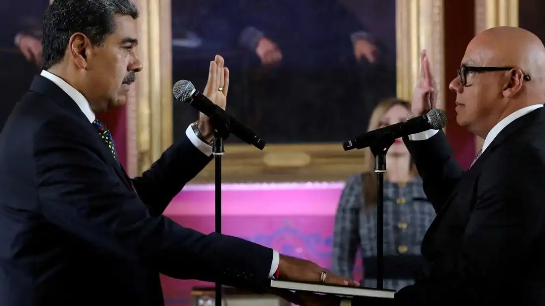 Pocos mandatarios acompañaron a Maduro durante su reasunción como presidente de Venezuela.