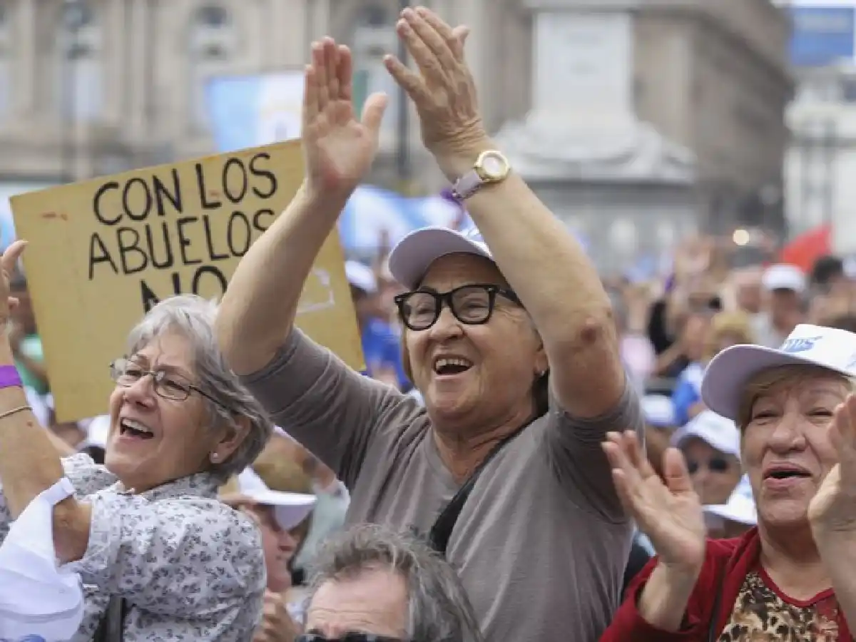 El primer bono para jubilados se pagará el 27 de diciembre