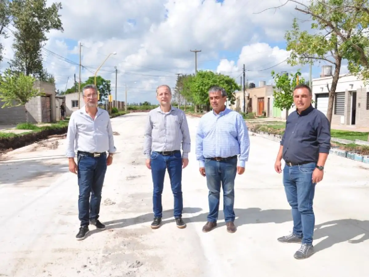 Pavimento en Av. Antártida Argentina: los trabajos entraron en su etapa final