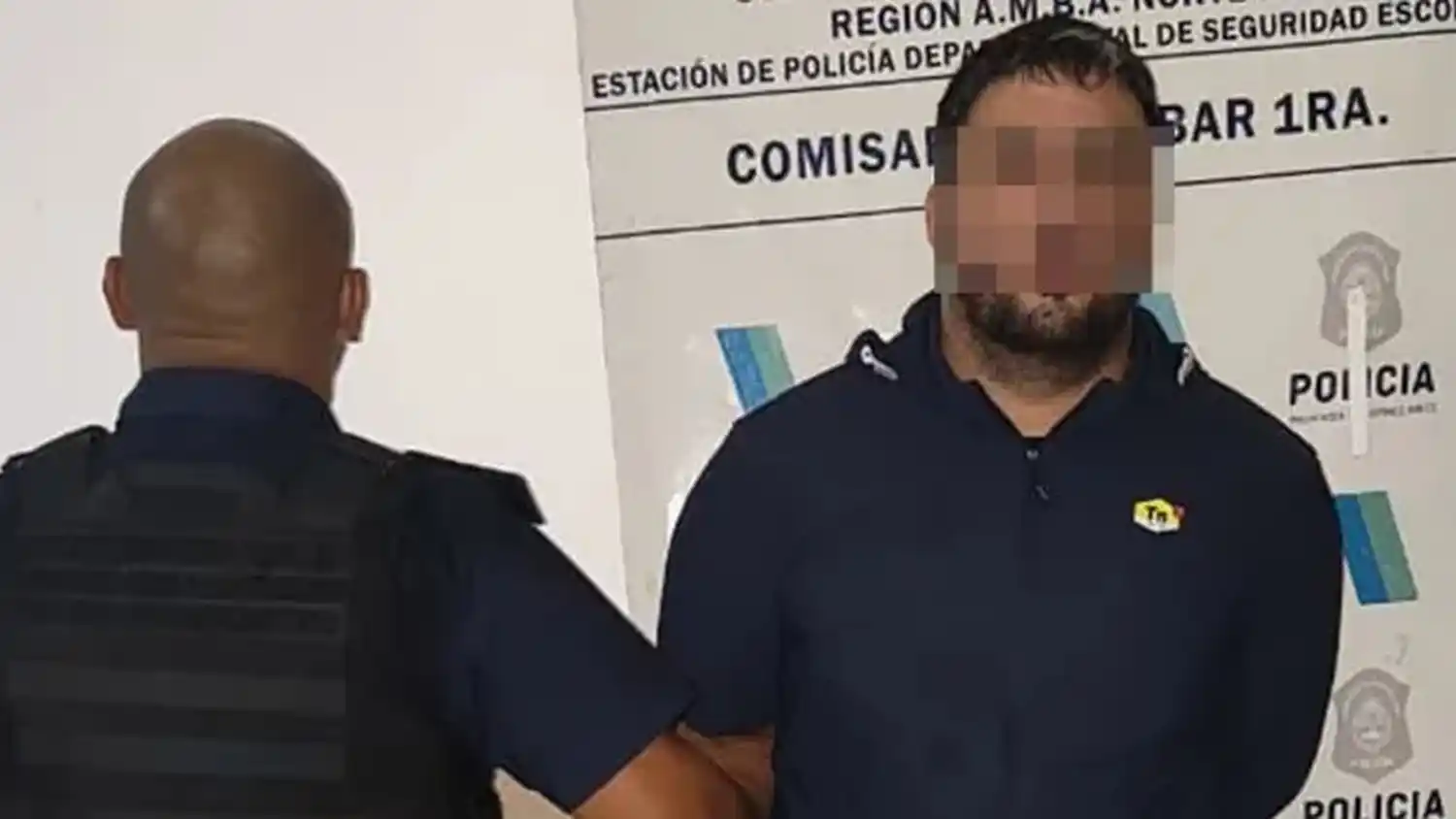 La Policía dio con el sospechoso tras revisar cámaras de seguridad.