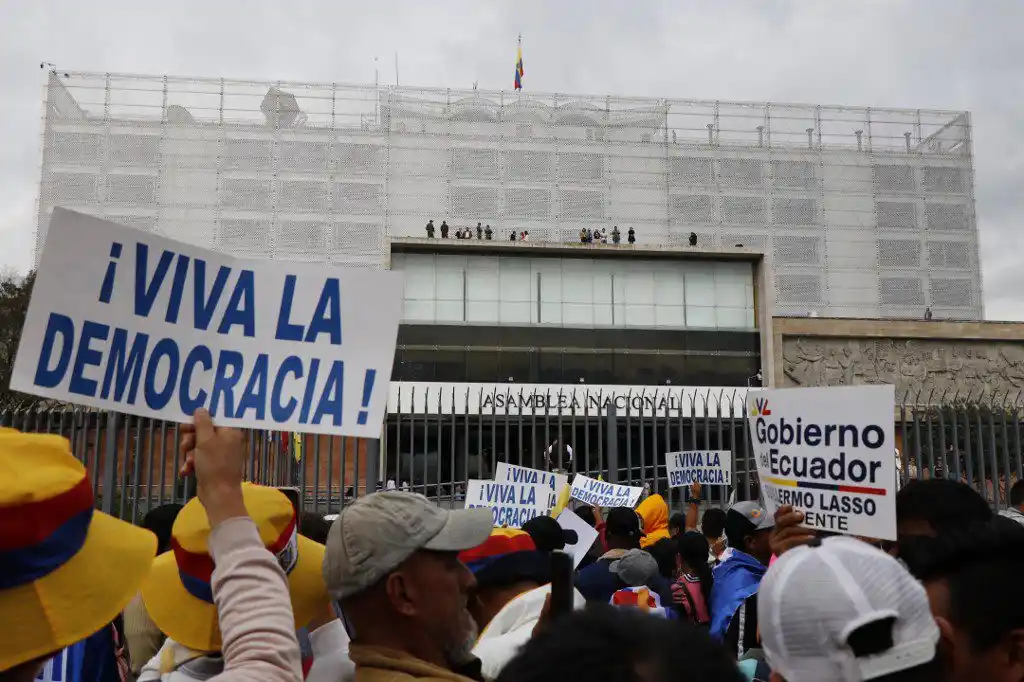 Presidente Guillermo Lasso se sienta este #16May en el banquillo de los acusados