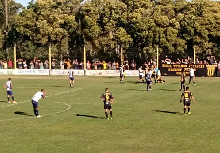 Independiente dio el golpe