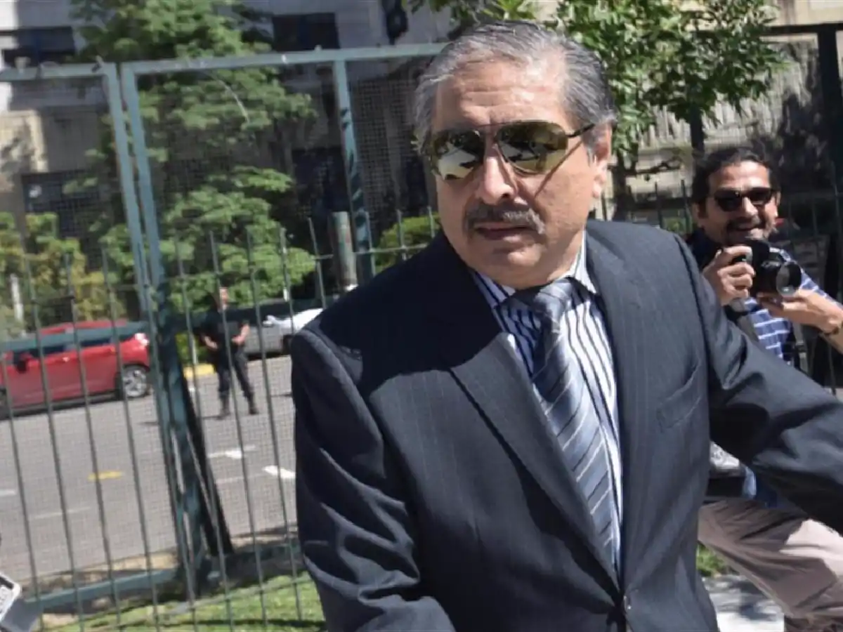 Carlos Kirchner se entregó en Comodoro Py tras un pedido de detención en su contra