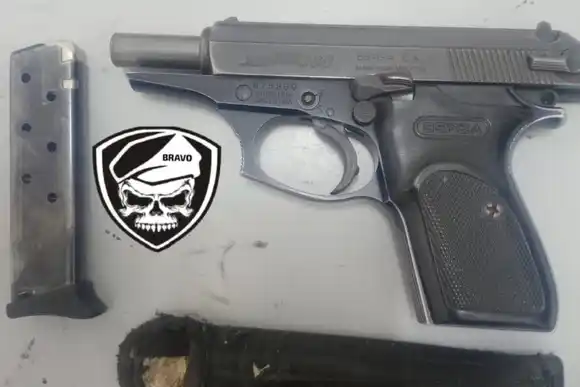 Detuvieron a un hombre por disparar al aire en plena madrugada