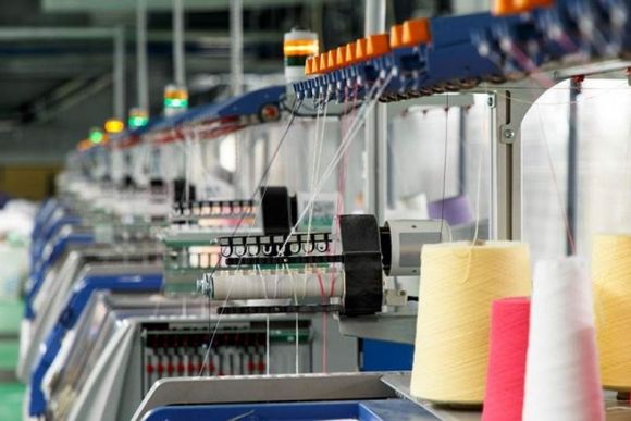El Gobierno flexibilizó el ingreso de textiles y electrodomésticos