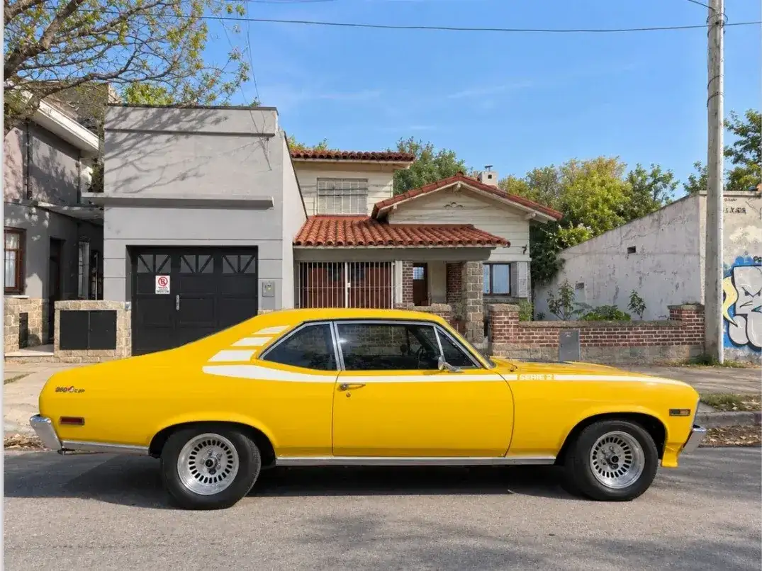 Ya no se fabrican autos como en las décadas pasadas y los que quedan son testimonios de otro tiempo.
