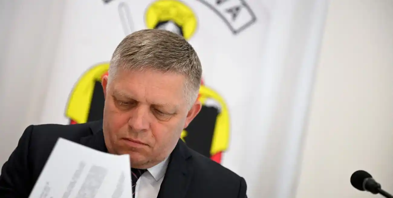 Robert Fico en la reunión previa al intento de magnicidio. Crédito: Radovan Stoklasa/Reuters