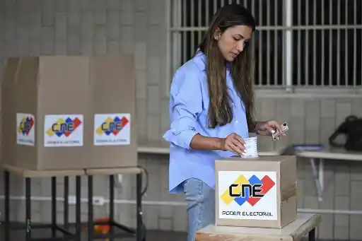 CNE reporta 95% DE LAS MESAS INSTALADAS: denunció CONFISCACIÓN DE MATERIAL ELECTORAL (+Video)