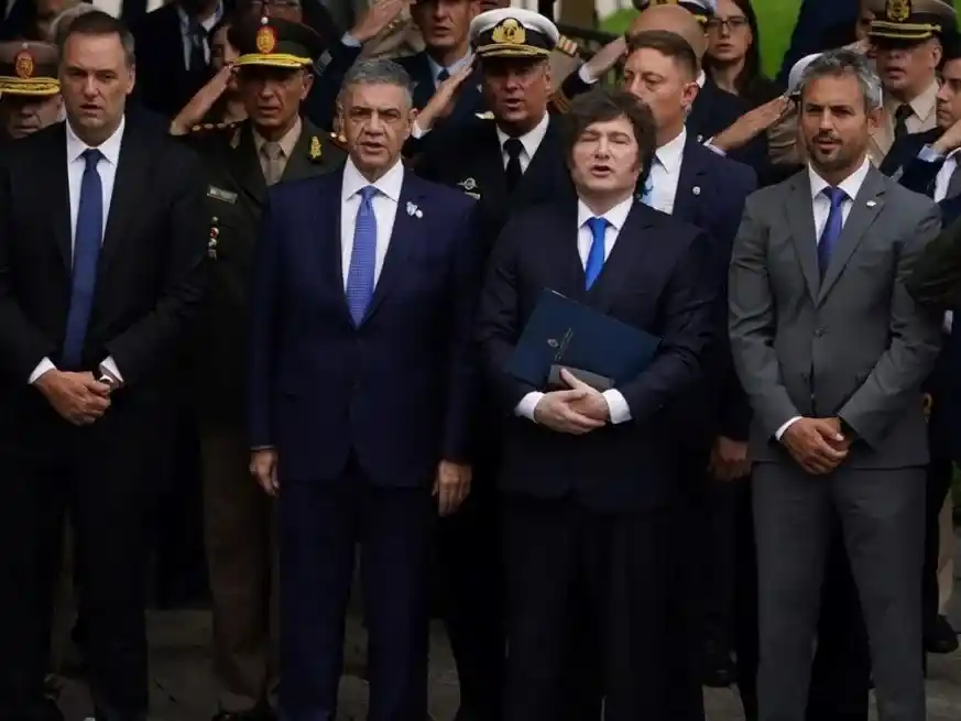 El presidente encabezó el acto.