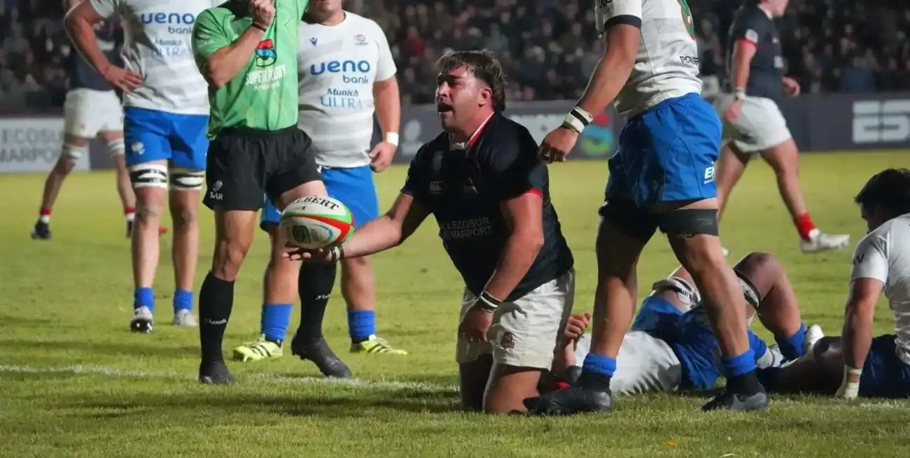 Avaca festeja su try. Capibaras está segundo en el Super Rugby Américas. Fernando Nicola