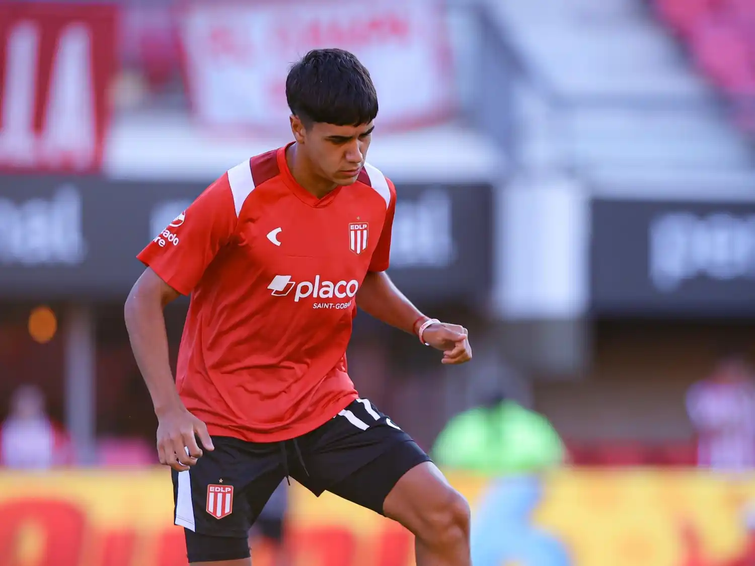 Estudiantes debuta en la Libertadores en Colombia y Tobio Burgos espera su chance desde el banco