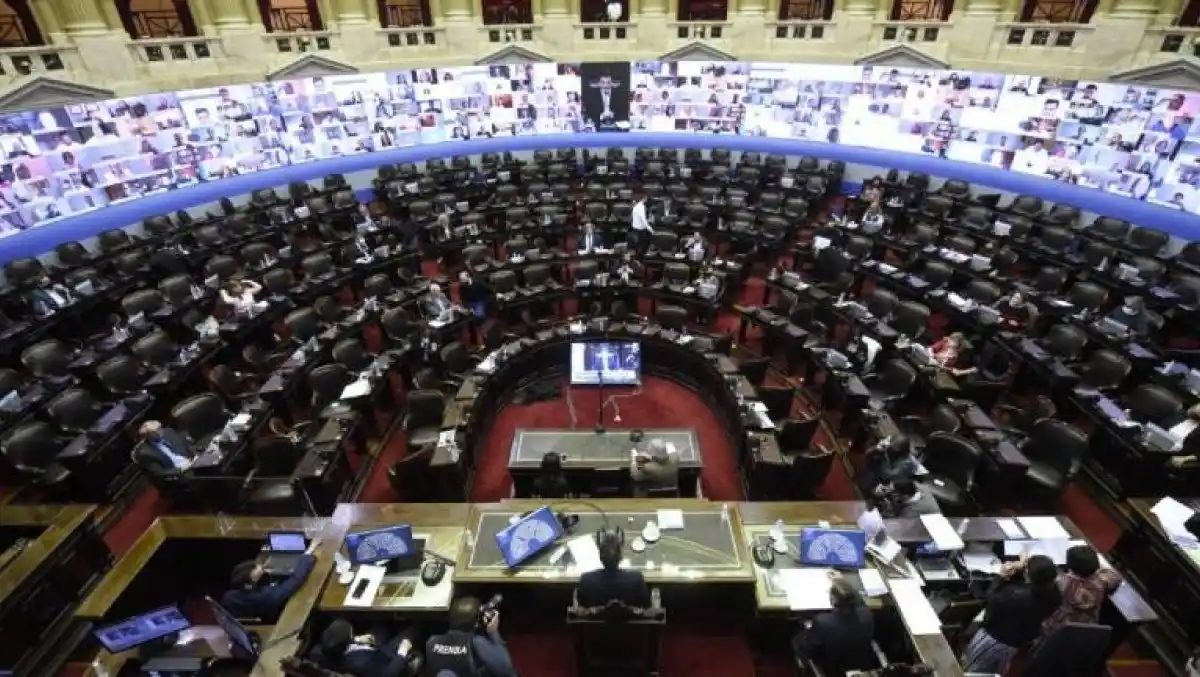 Los Senadores deberán tener esquema completo de vacunación para ejercer