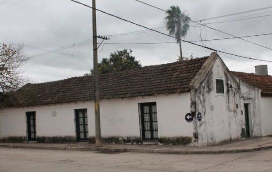 El grupo Gente de Letras homenajea a Delio Panizza