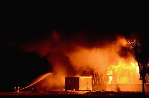 General Rodríguez: Incendio destruyó fábrica del Grupo Arcor
