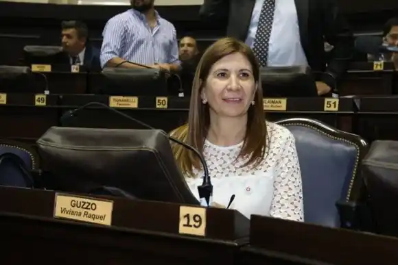 La Legislatura bonaerense rechazó el proyecto de una diputada de UxP que declaraba al inodoro como "lugar para la paz"