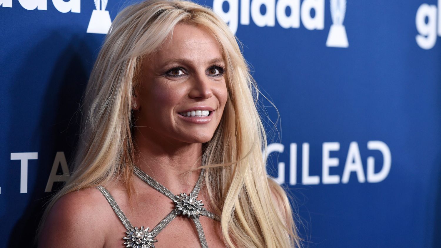 Britney Spears no volverá a cantar mientras su padre controle su carrera