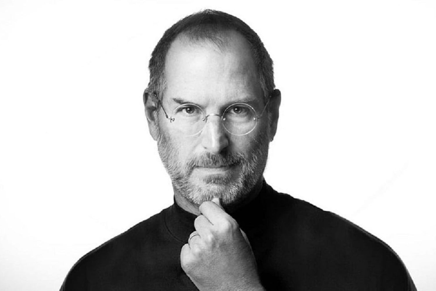 Las 3 reglas de oro que Steve Jobs aplicaba en sus reuniones para lograr eficiencia extrema