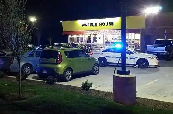 Estados Unidos: tres muertos en tiroteo en Nashville