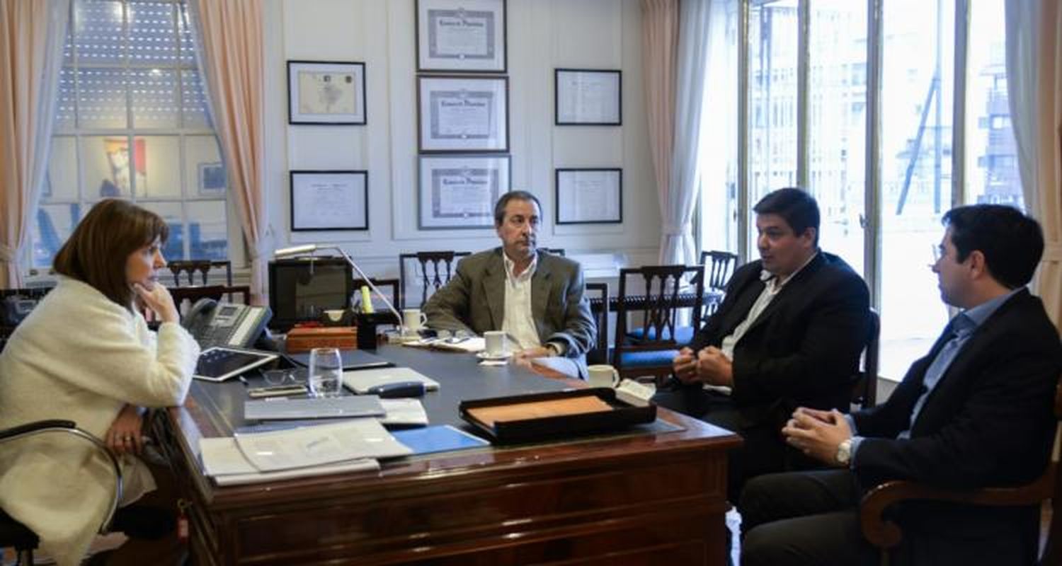 Ministra Bullrich comprometió “una estrategia” para combatir la inseguridad ante el concejal Lafalce