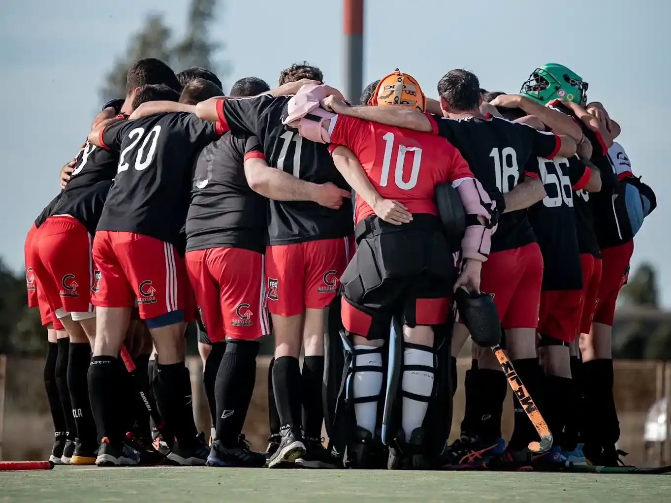 Hockey sobre césped: Huracán no pudo dar el batacazo e irá por el bronce