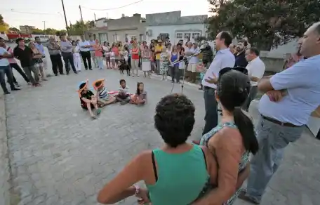 Pasaje Cochabamba se sumó a las calles con pavimento articulado